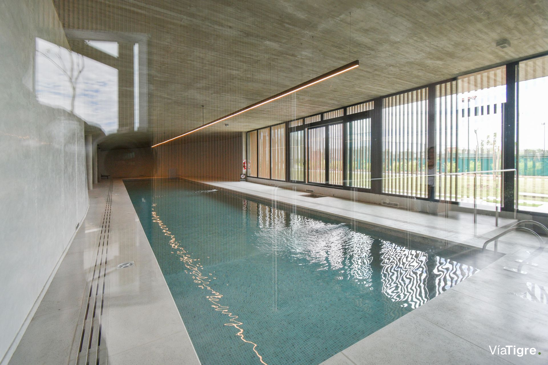 Venta casa al LAGO en Los Puentes -Nordelta-Tigre