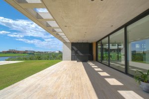 House for Sale by the Lake in Los Puentes - Nordelta-Tigre