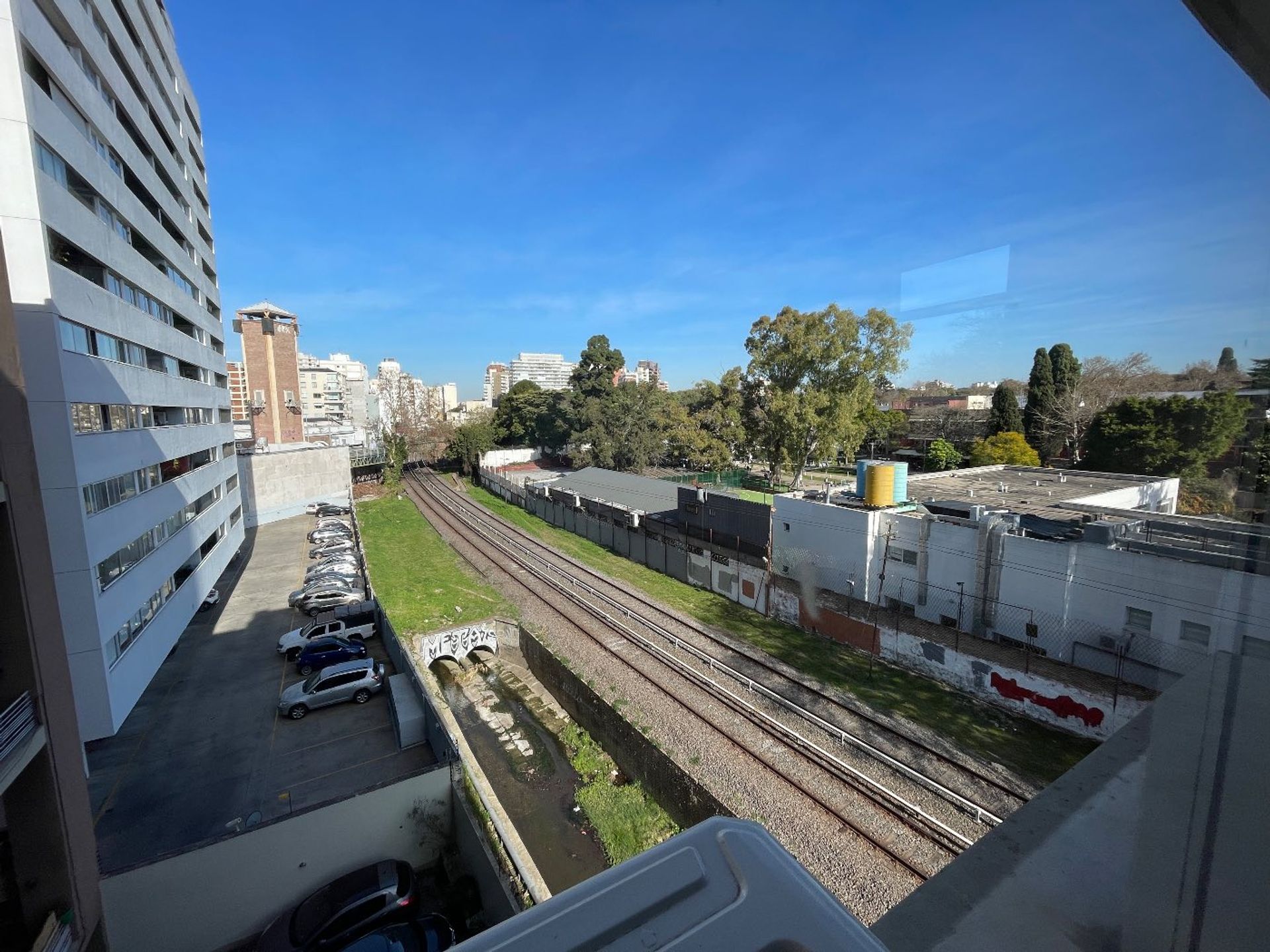 Alquiler Oficina 180M2 Olivos Con Cochera