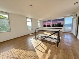 Office for Rent 180 square meters Olivos With Garage