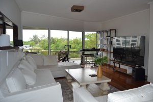 Venta Departamento 4 Ambientes En Marinas Golf