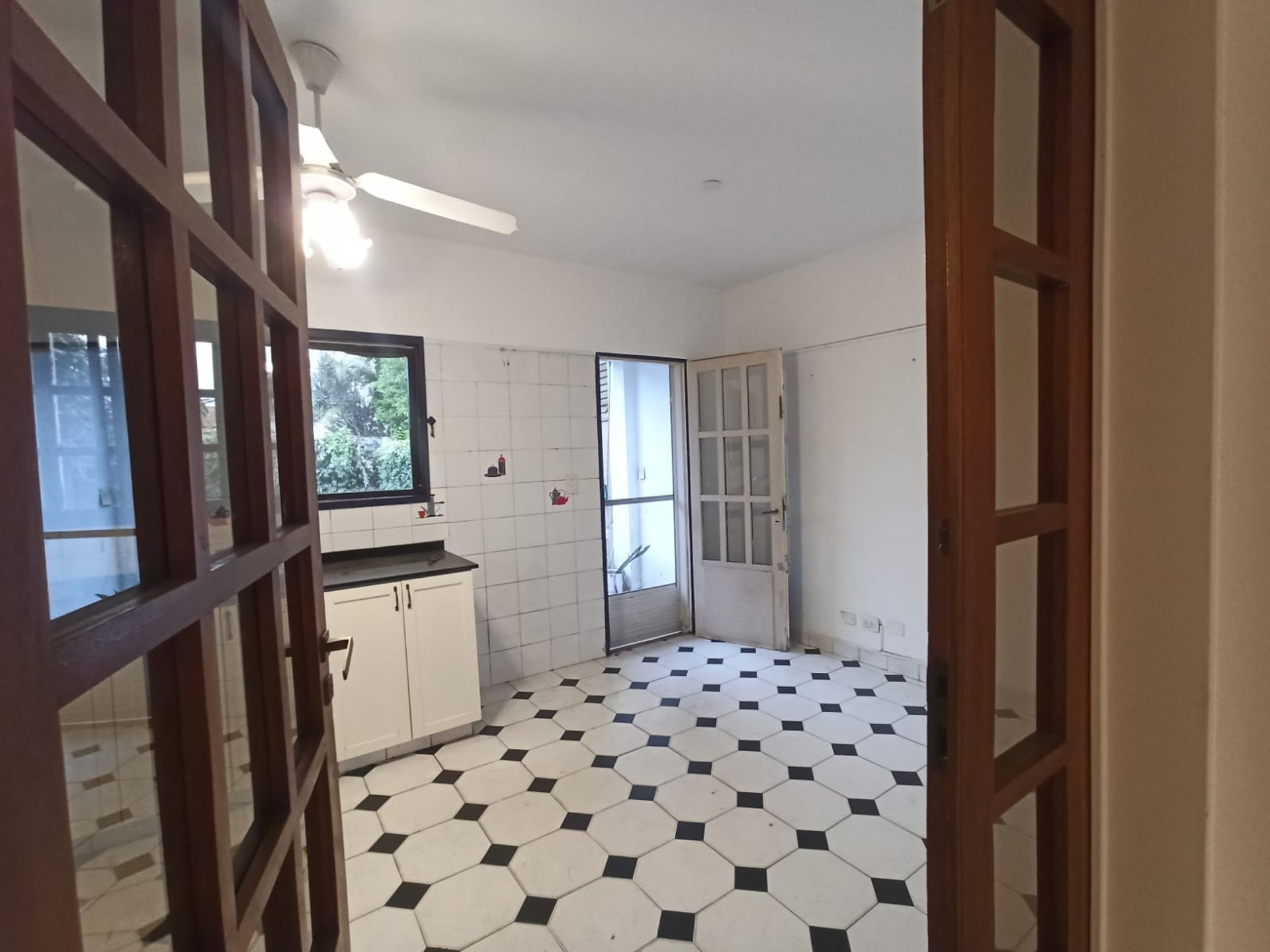ALQUILER DUPLEX 5amb OLIVOS c/COCHERA Y PILETA