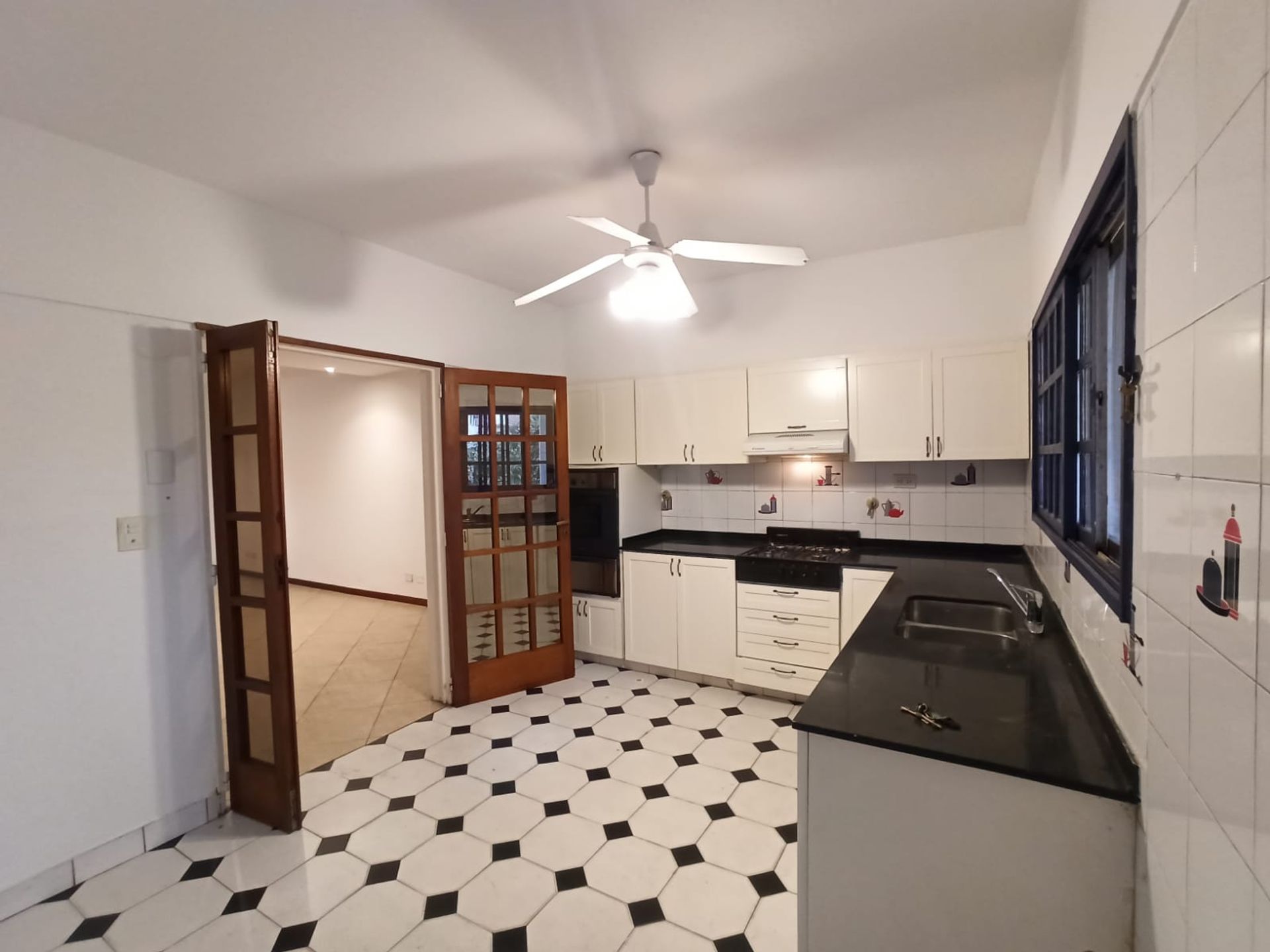 ALQUILER DUPLEX 5amb OLIVOS c/COCHERA Y PILETA