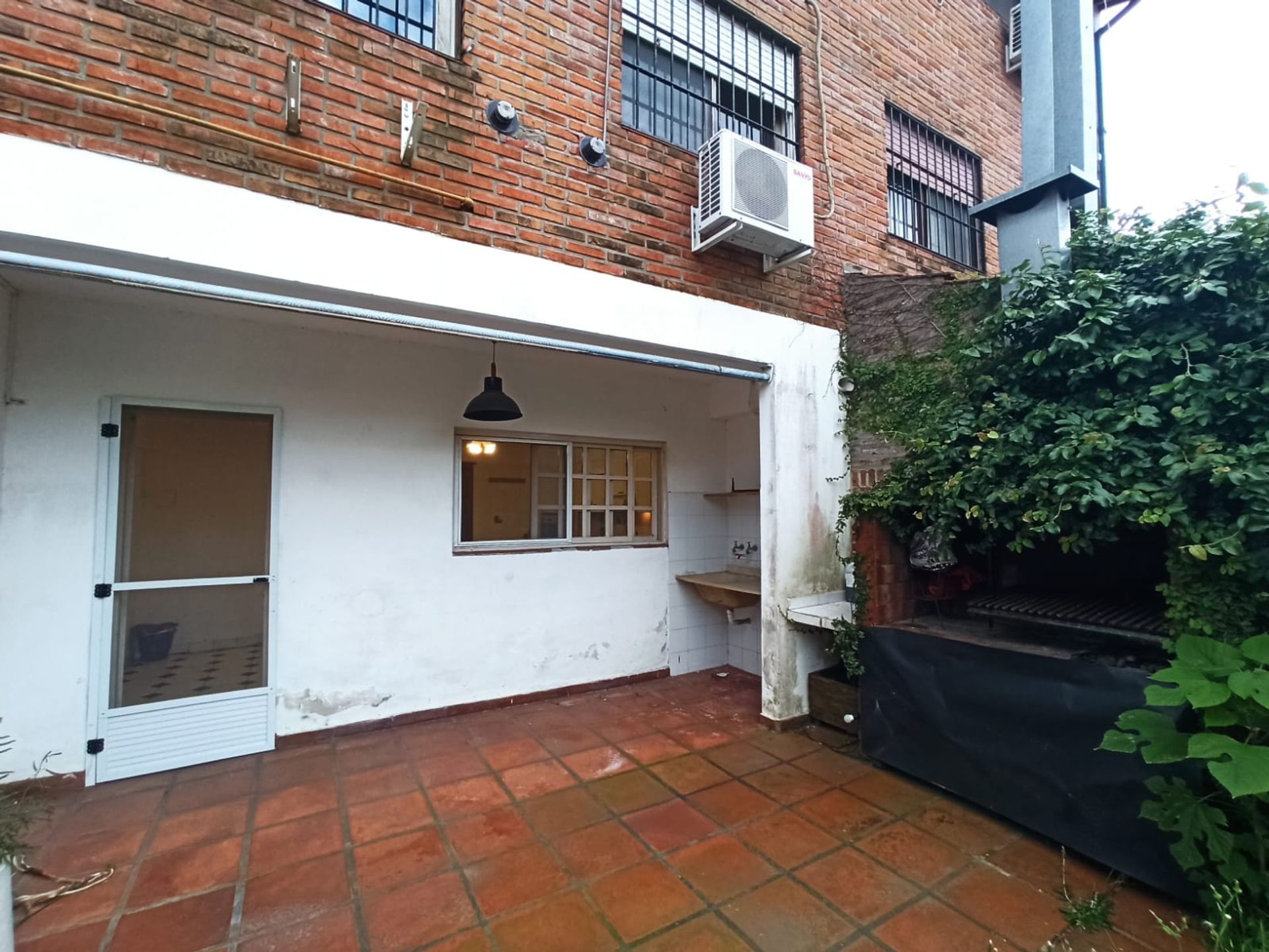 ALQUILER DUPLEX 5amb OLIVOS c/COCHERA Y PILETA