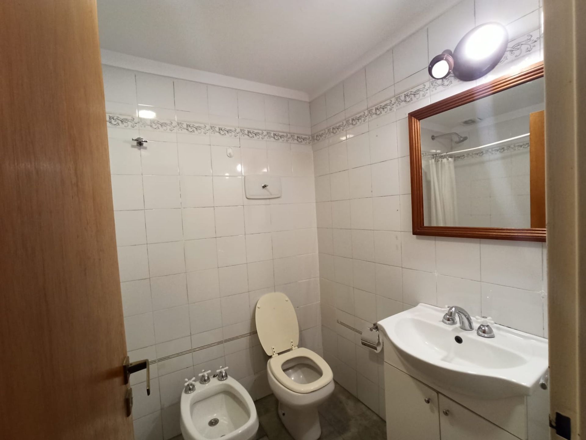 ALQUILER DUPLEX 5amb OLIVOS c/COCHERA Y PILETA