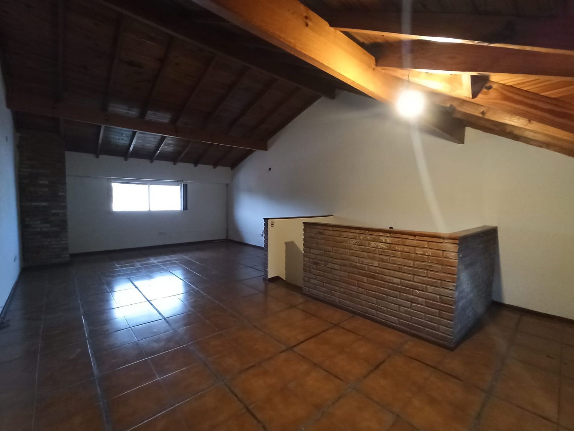 ALQUILER DUPLEX 5amb OLIVOS c/COCHERA Y PILETA