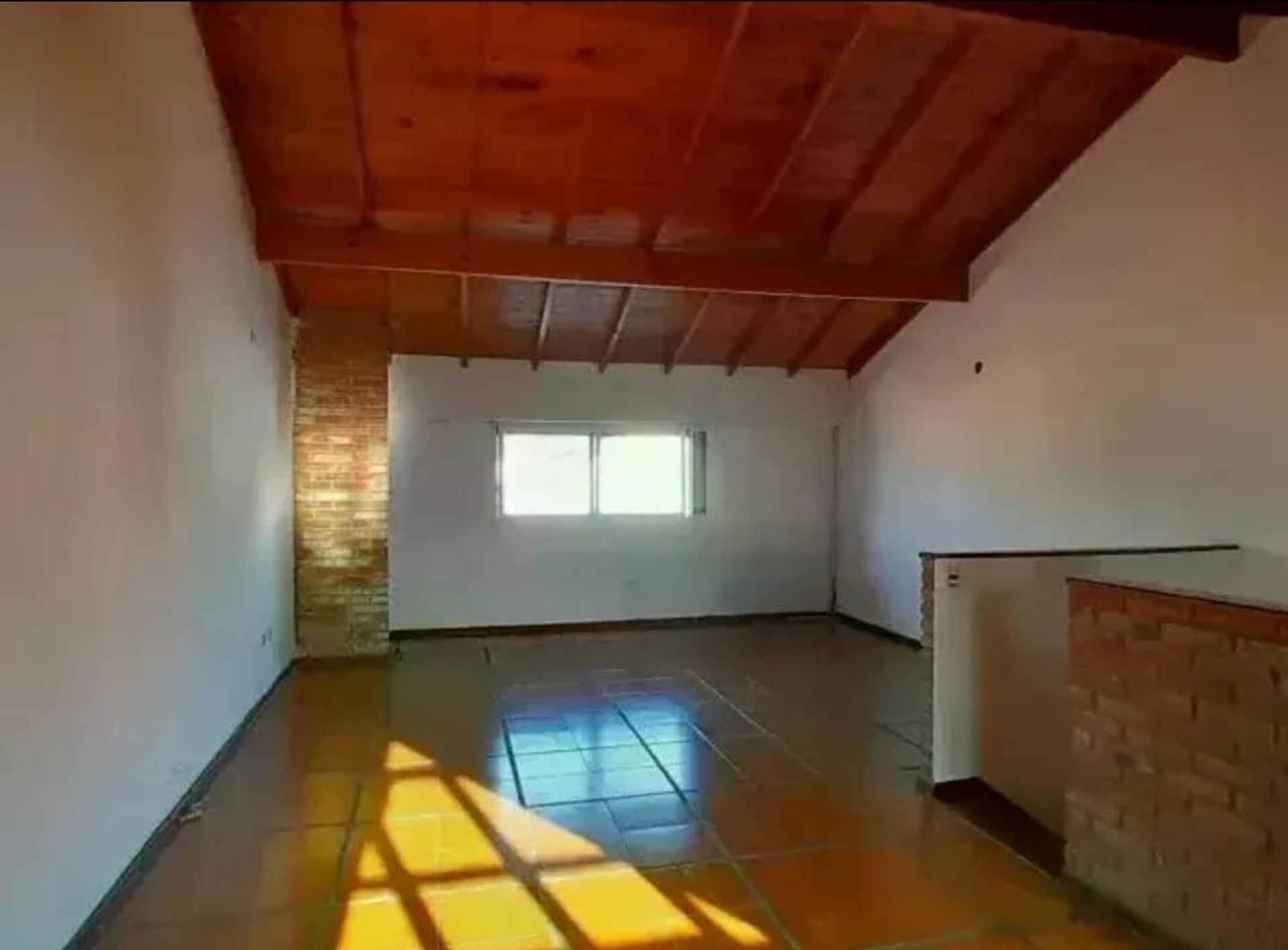 ALQUILER DUPLEX 5amb OLIVOS c/COCHERA Y PILETA