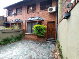 Rental Duplex – 5 Rooms – Olivos – with Garage and Pool