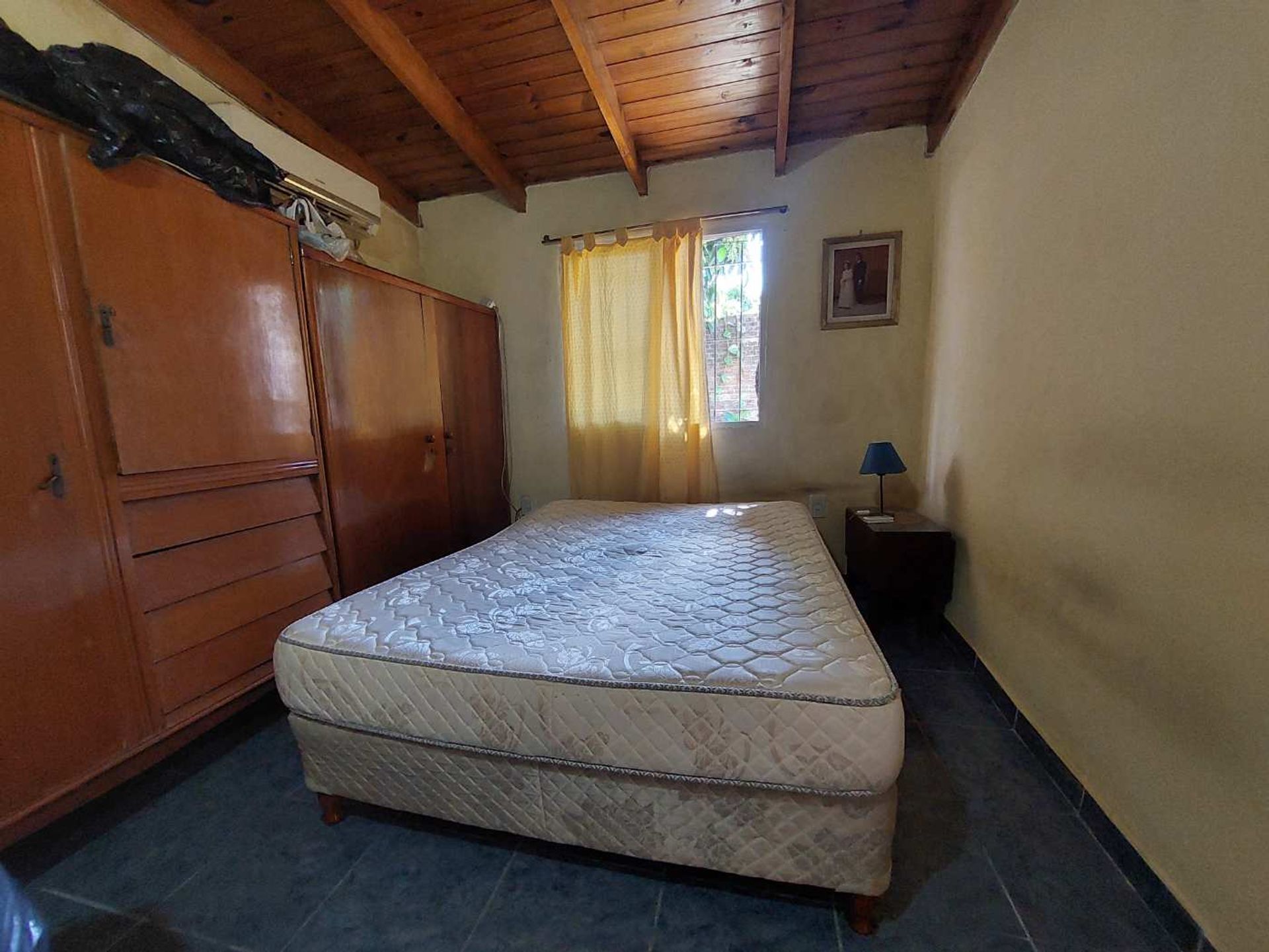 Venta casa 3 ambientes, cochera y jardín en Olivos