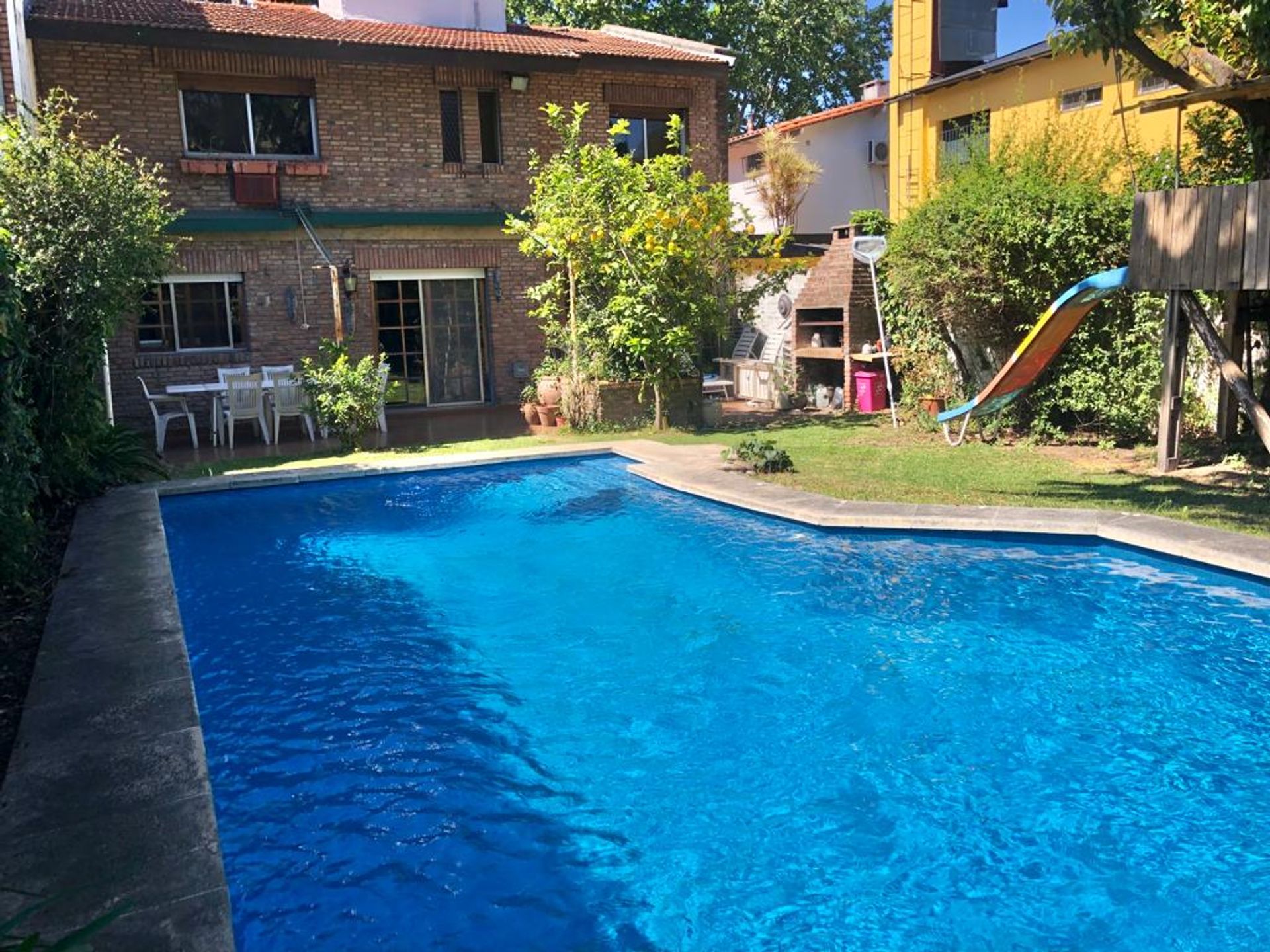 Alquiler casa 3 dor Dep, Jardin y Pileta Martinez