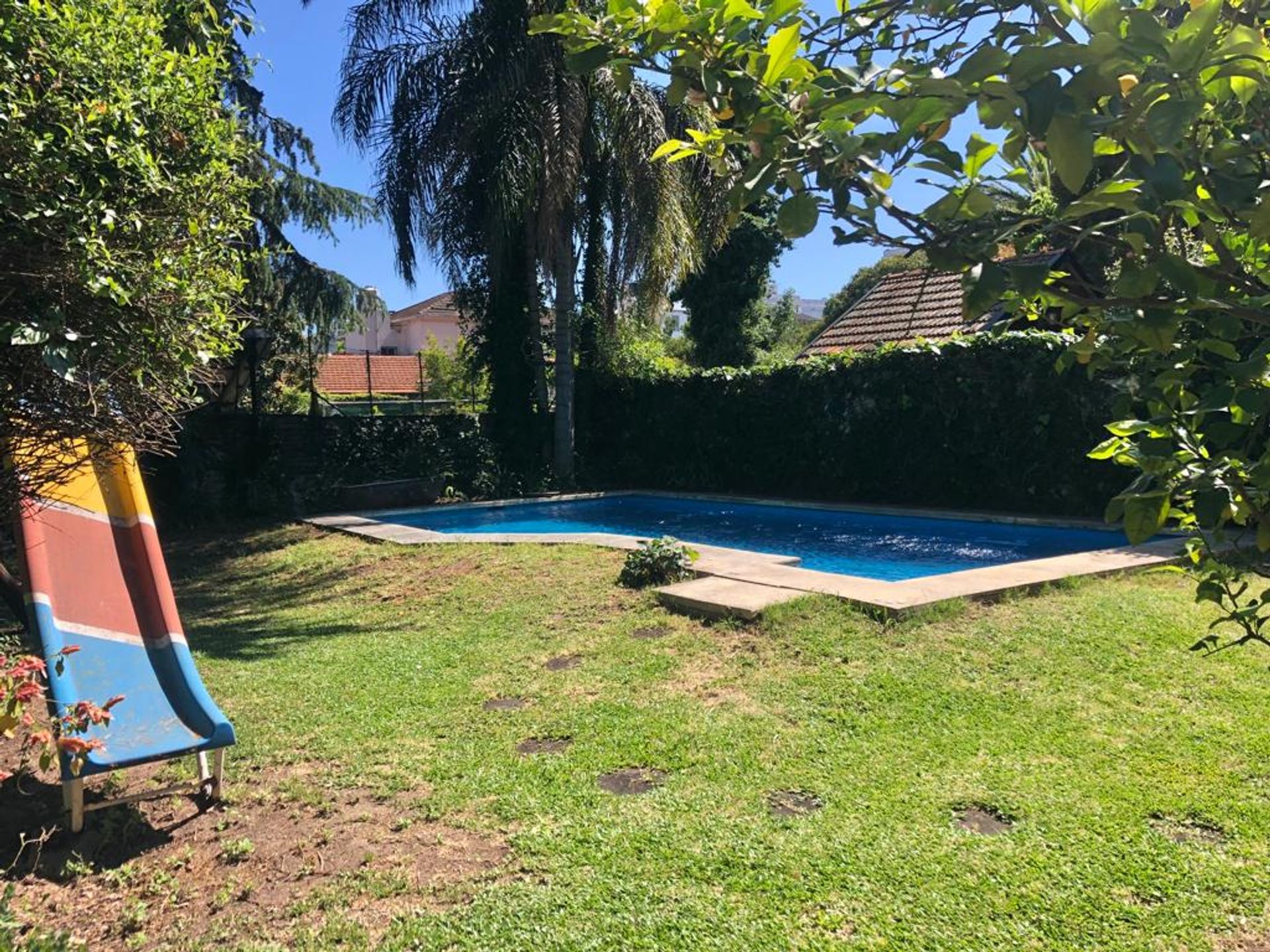 Alquiler casa 3 dor Dep, Jardin y Pileta Martinez