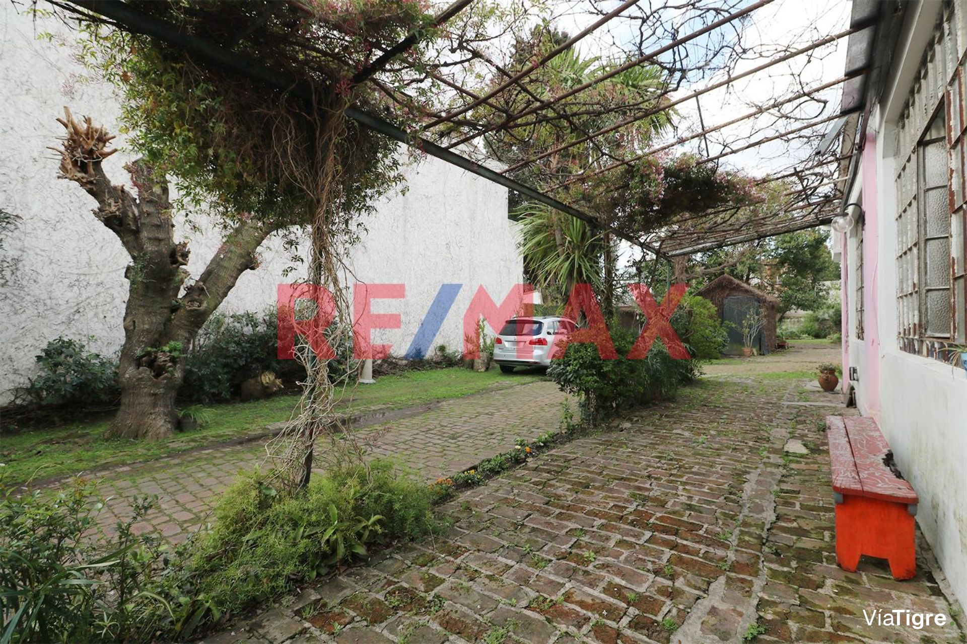 Venta casa, 7 amb, c/amplio jardín, Martínez