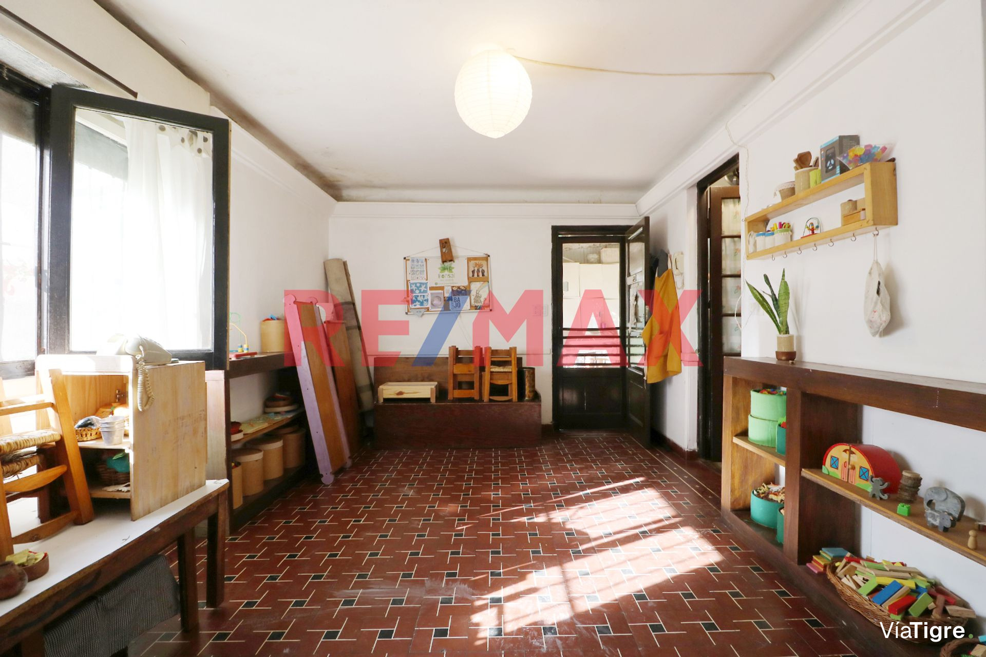 Venta casa, 7 amb, c/amplio jardín, Martínez