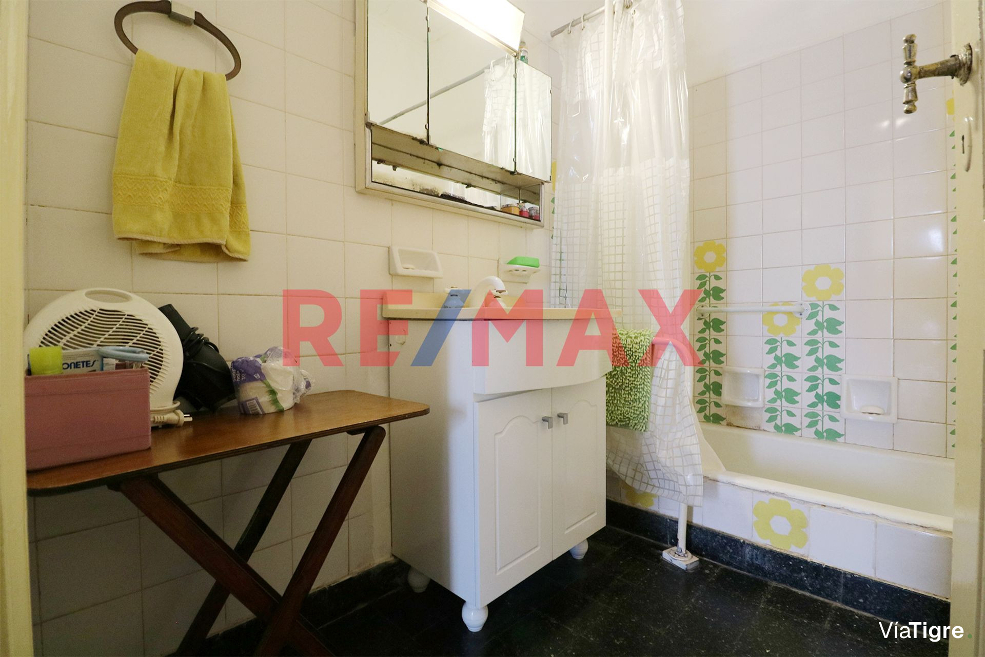 Venta casa, 7 amb, c/amplio jardín, Martínez