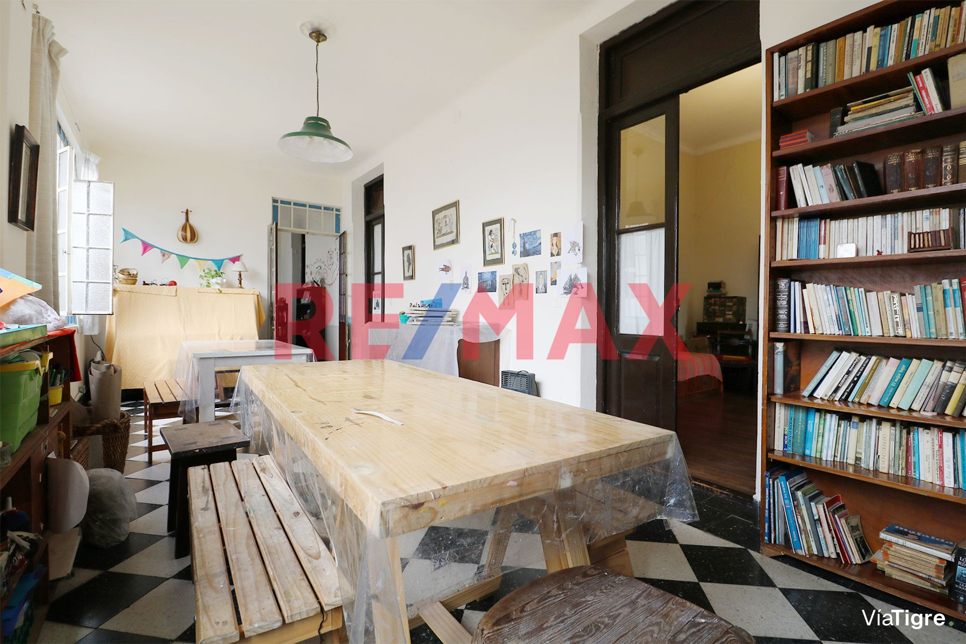Venta casa, 7 amb, c/amplio jardín, Martínez