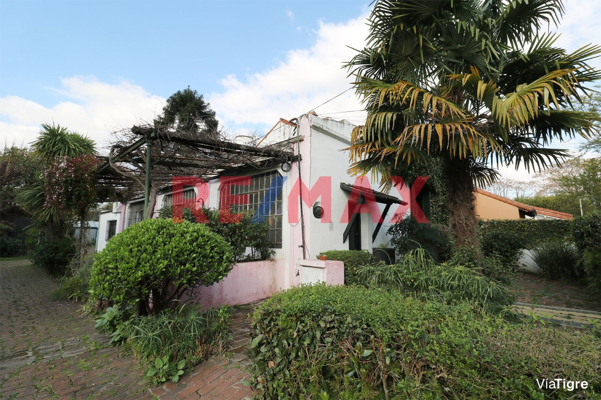 Venta casa, 7 amb, c/amplio jardín, Martínez