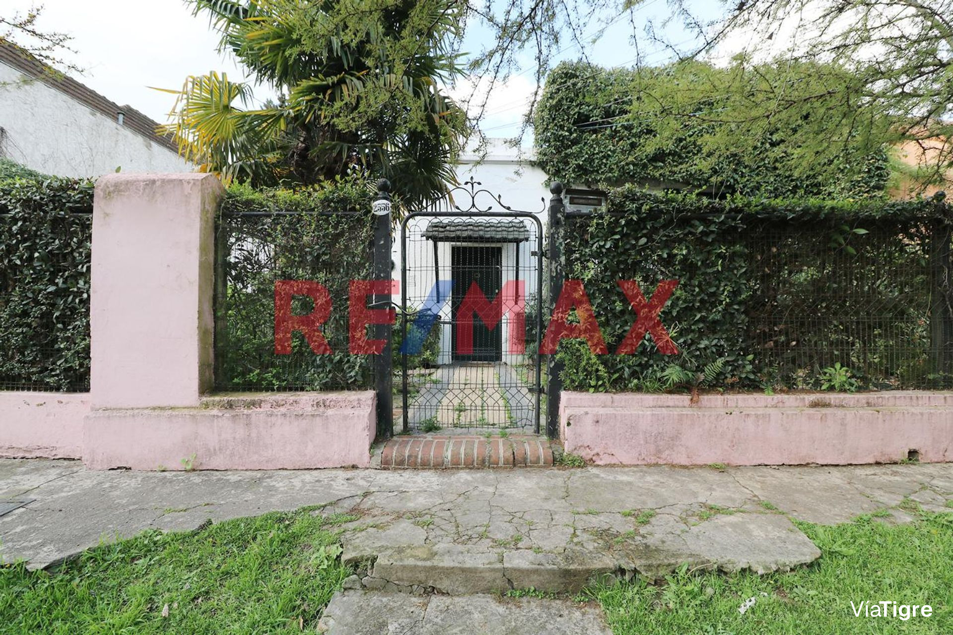 Venta casa, 7 amb, c/amplio jardín, Martínez
