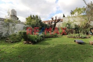 Venta casa, 7 amb, c/amplio jardín, Martínez