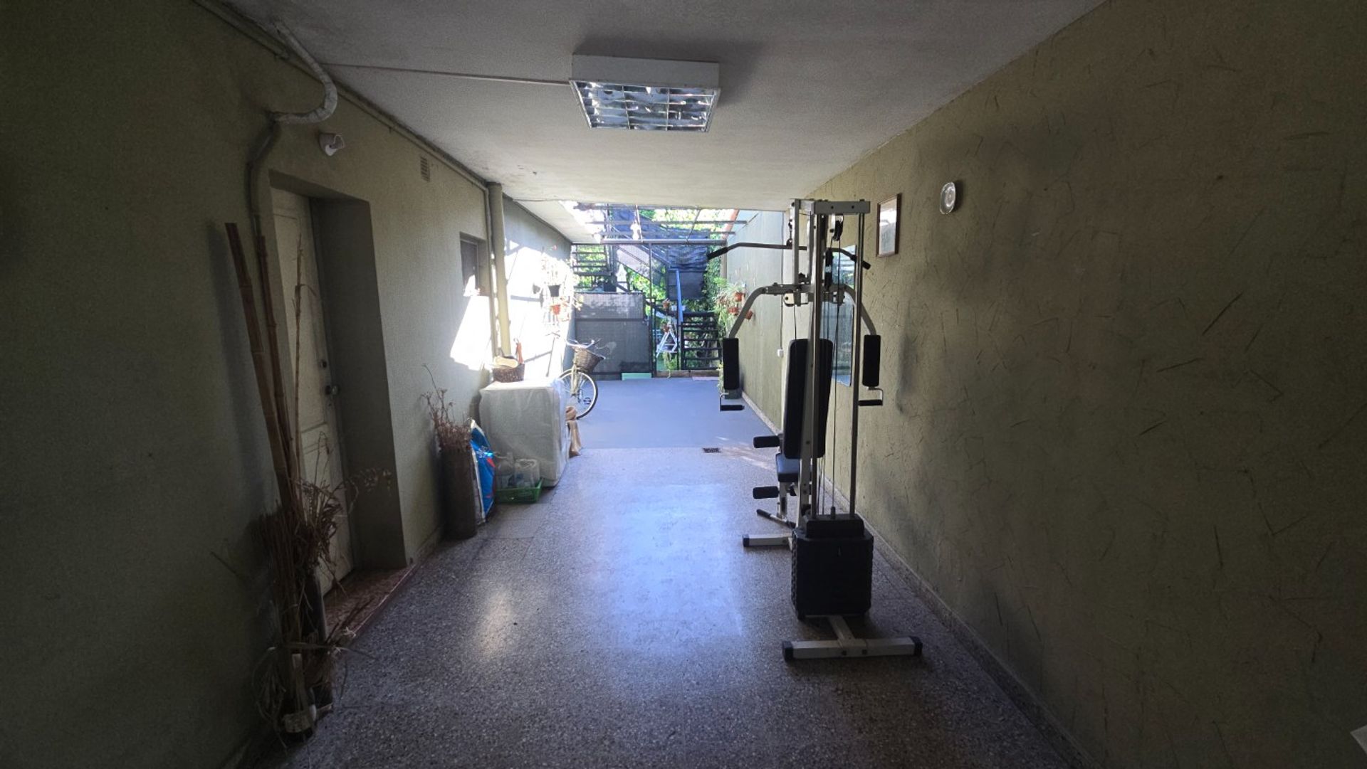 Venta Casa Multifamiliar 4 Amb Jardin Cochera