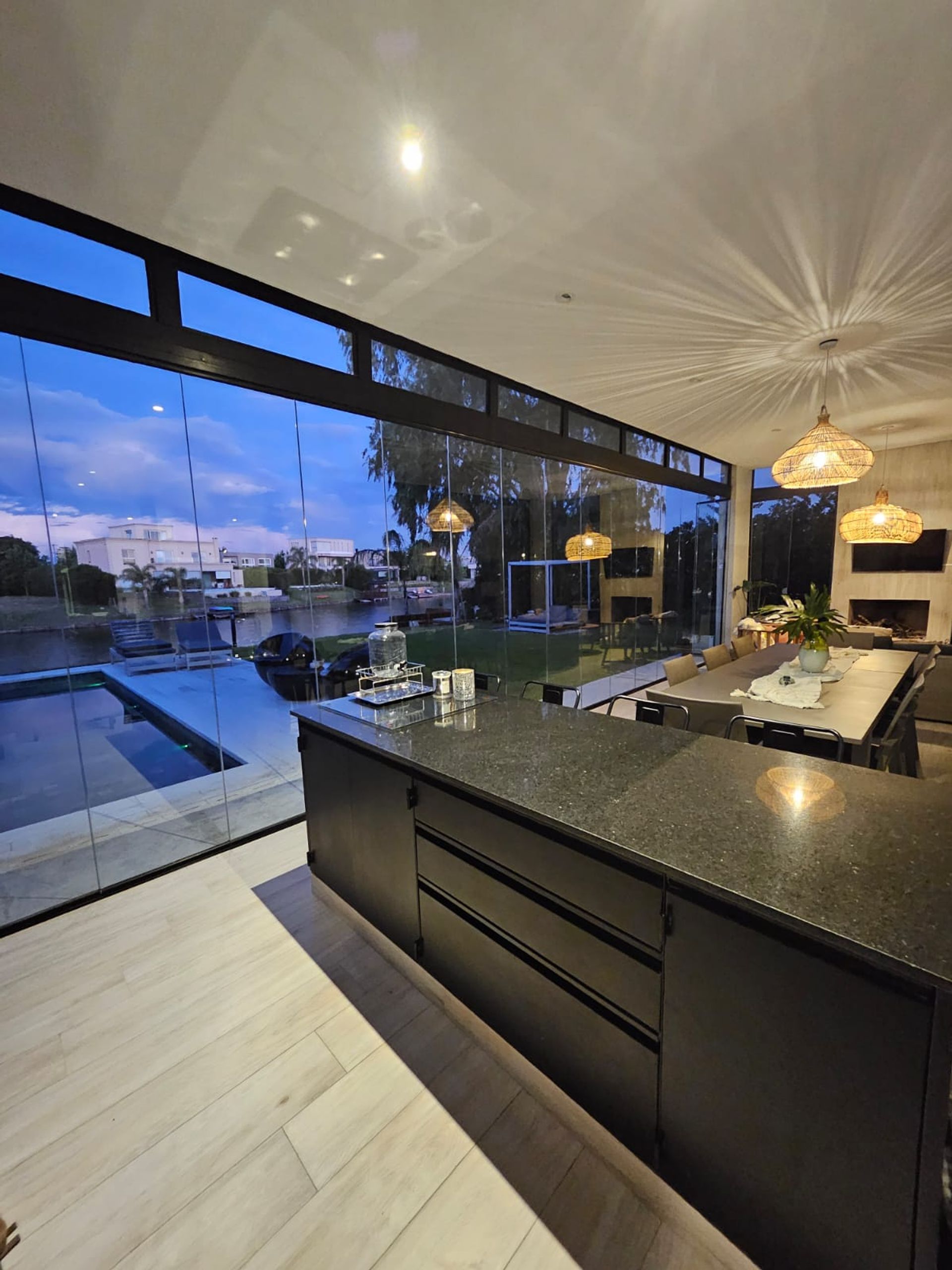 Los Alisos House for Sale by the Lake, Nordeta