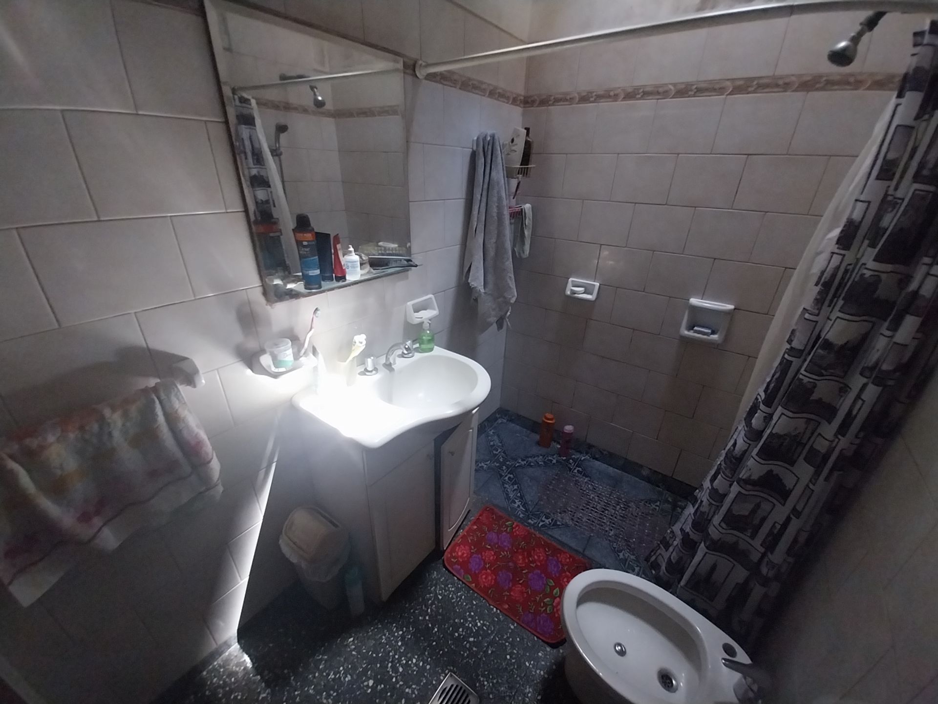 Casa en esquina a reciclar V. Adelina Oportunidad