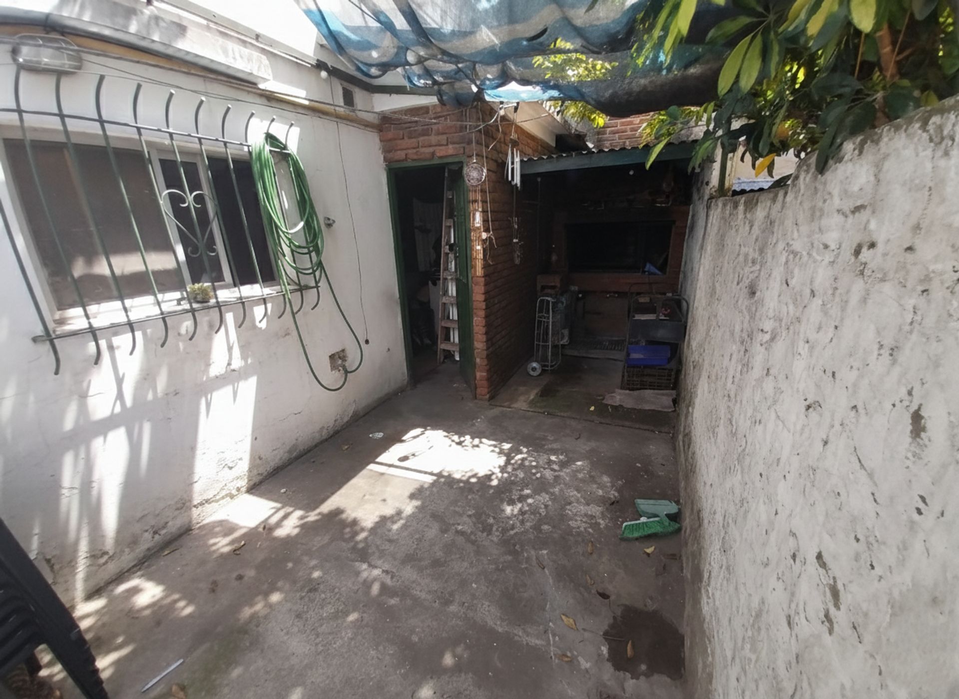Casa en esquina a reciclar V. Adelina Oportunidad