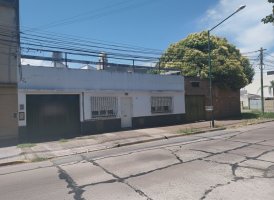 Corner house for renovation, V. Adelina Opportunity