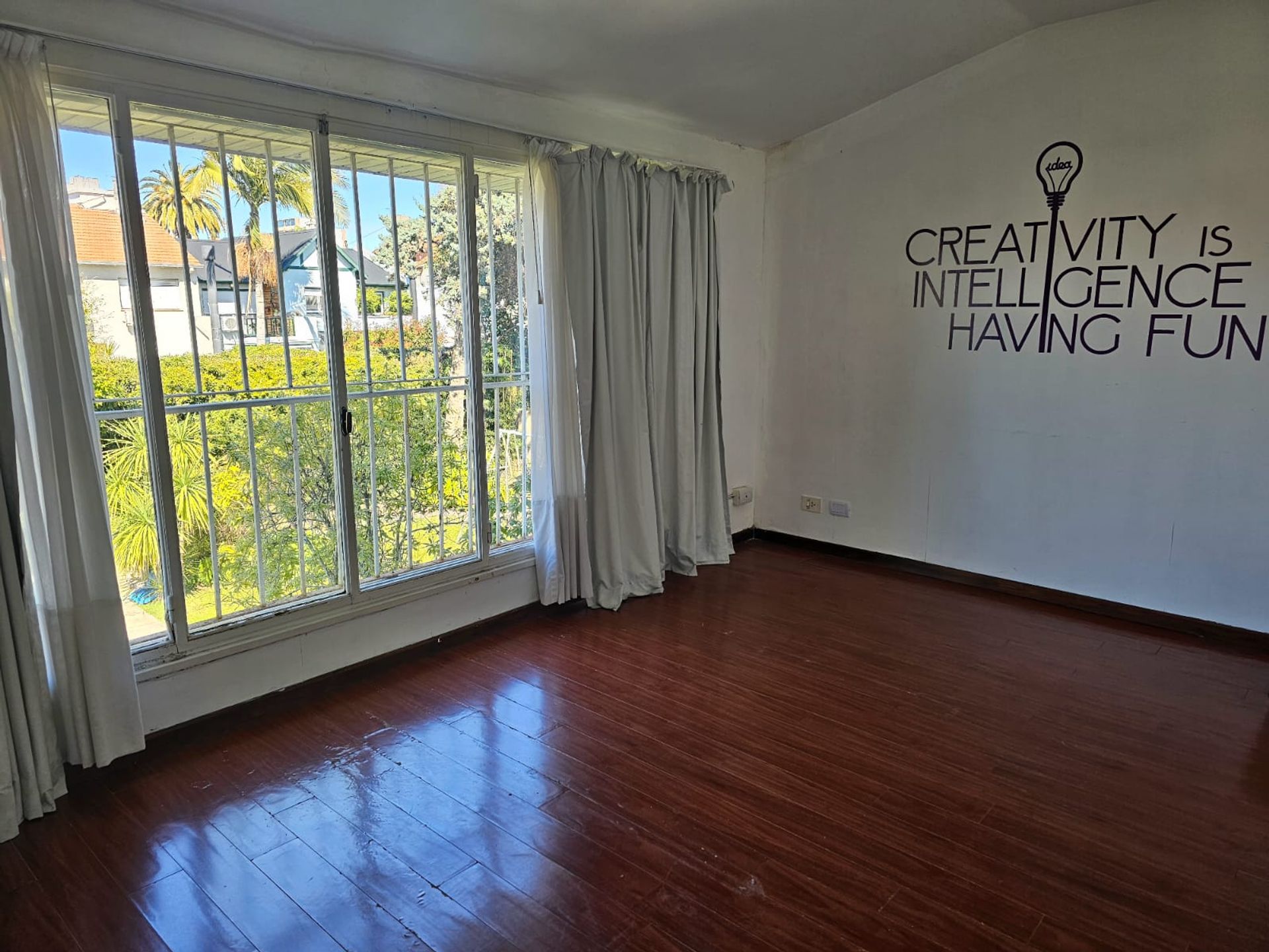 Alquiler de verano casa 6 ambientes en Martinez