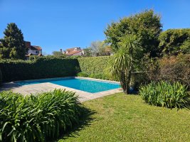 Alquiler de verano casa 6 ambientes en Martinez