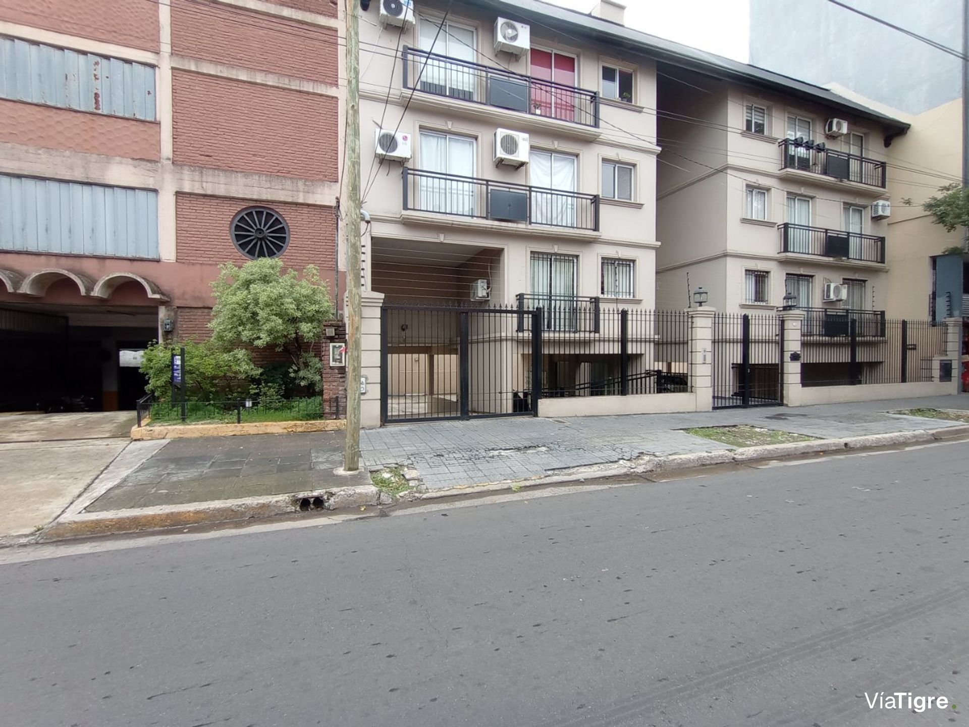 Venta Cochera Doble En Martinez Centro