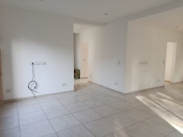 5-room House for Rent in Benavidez with Pool