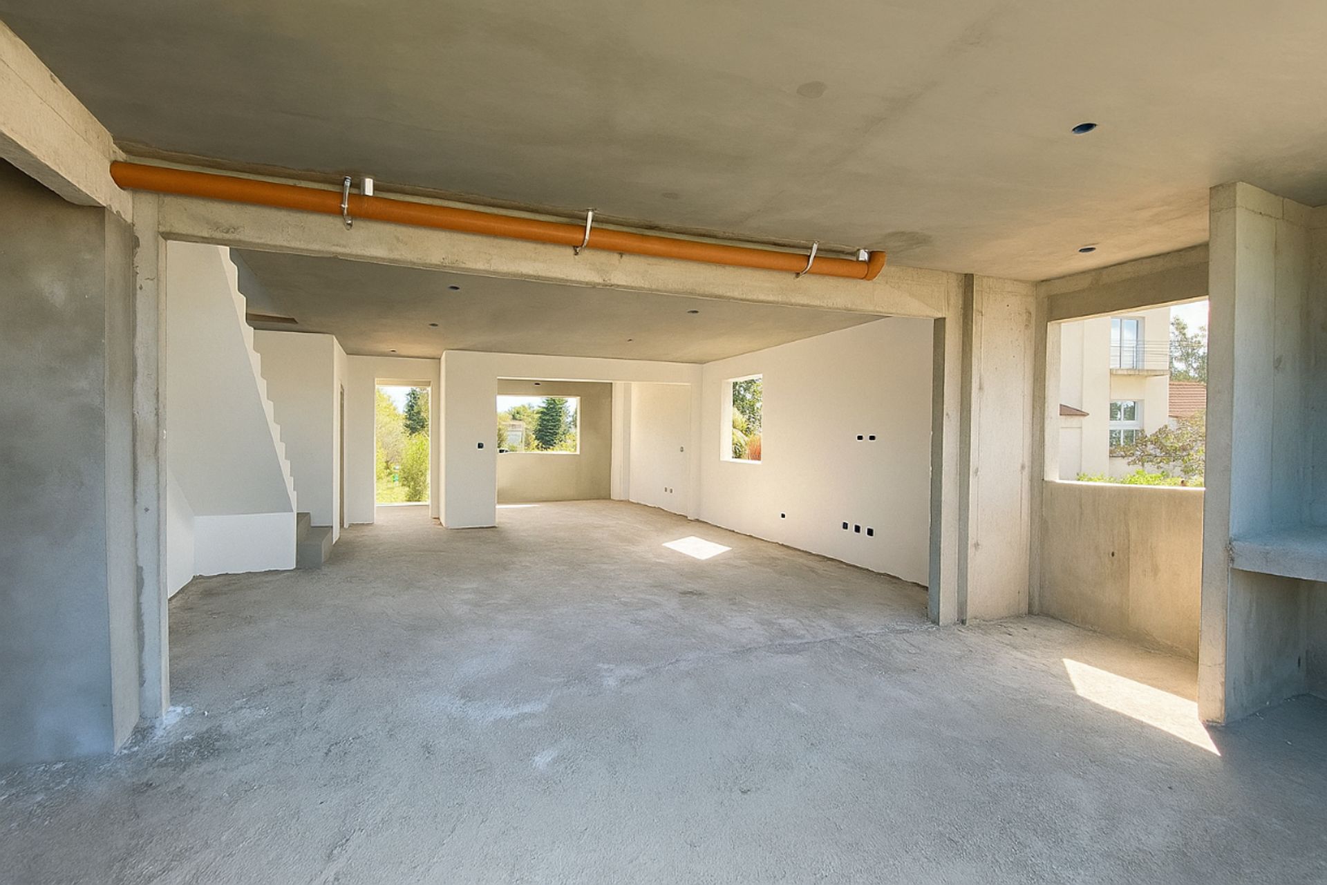 Depto 4 amb, duplex c/parrilla y pileta - APSU