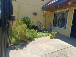 Casa 3 Amb En Venta En Don Torcuato Con Jardín