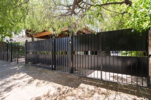 Boulogne Duplex for Sale – 4 Rooms, Pool, Playroom