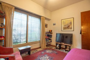 FOR SALE House Vte Lopez - accepts trade for apartment