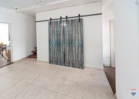 PH Sale in Olivos – 4 Rooms, Patio with Grill