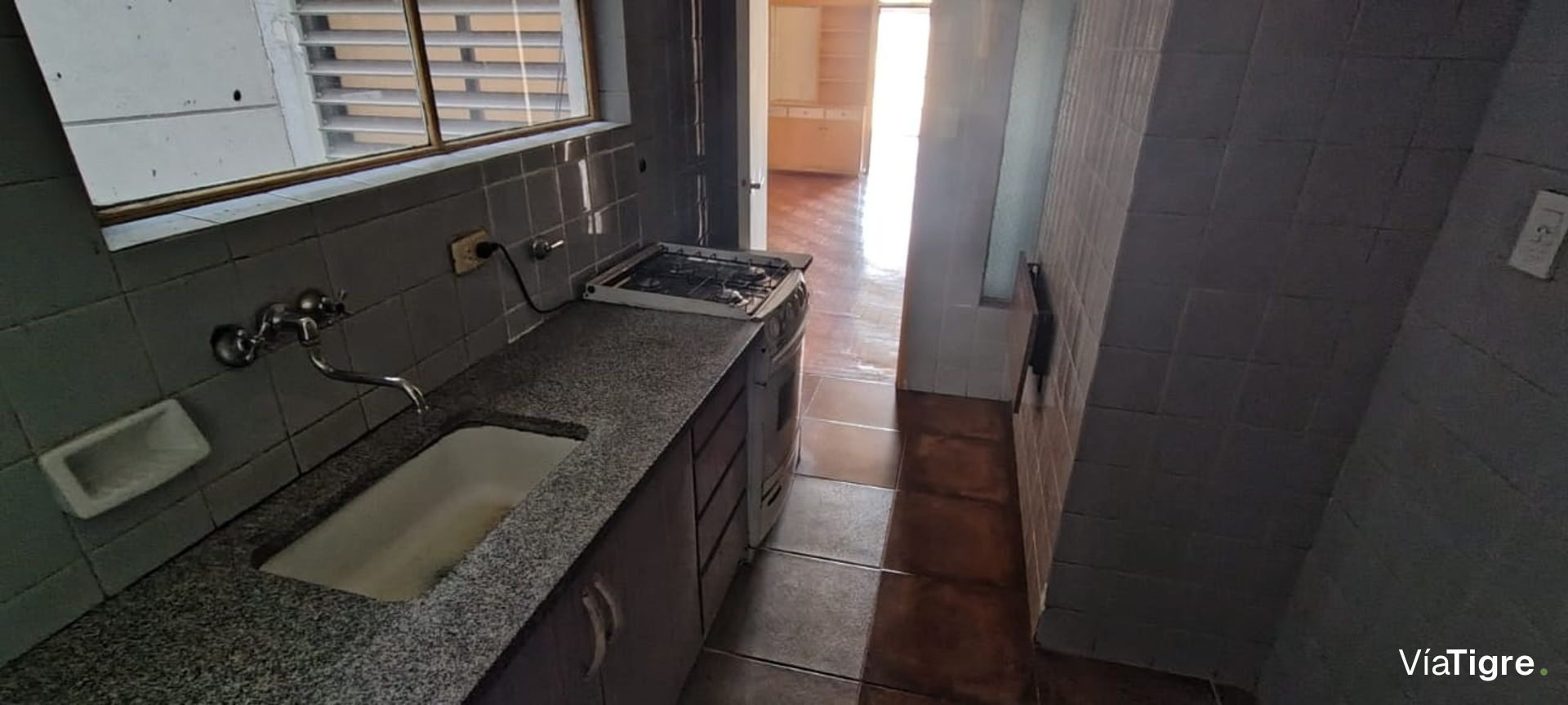 Departamento 2 Amb zona de Olivos Sobre Maipú