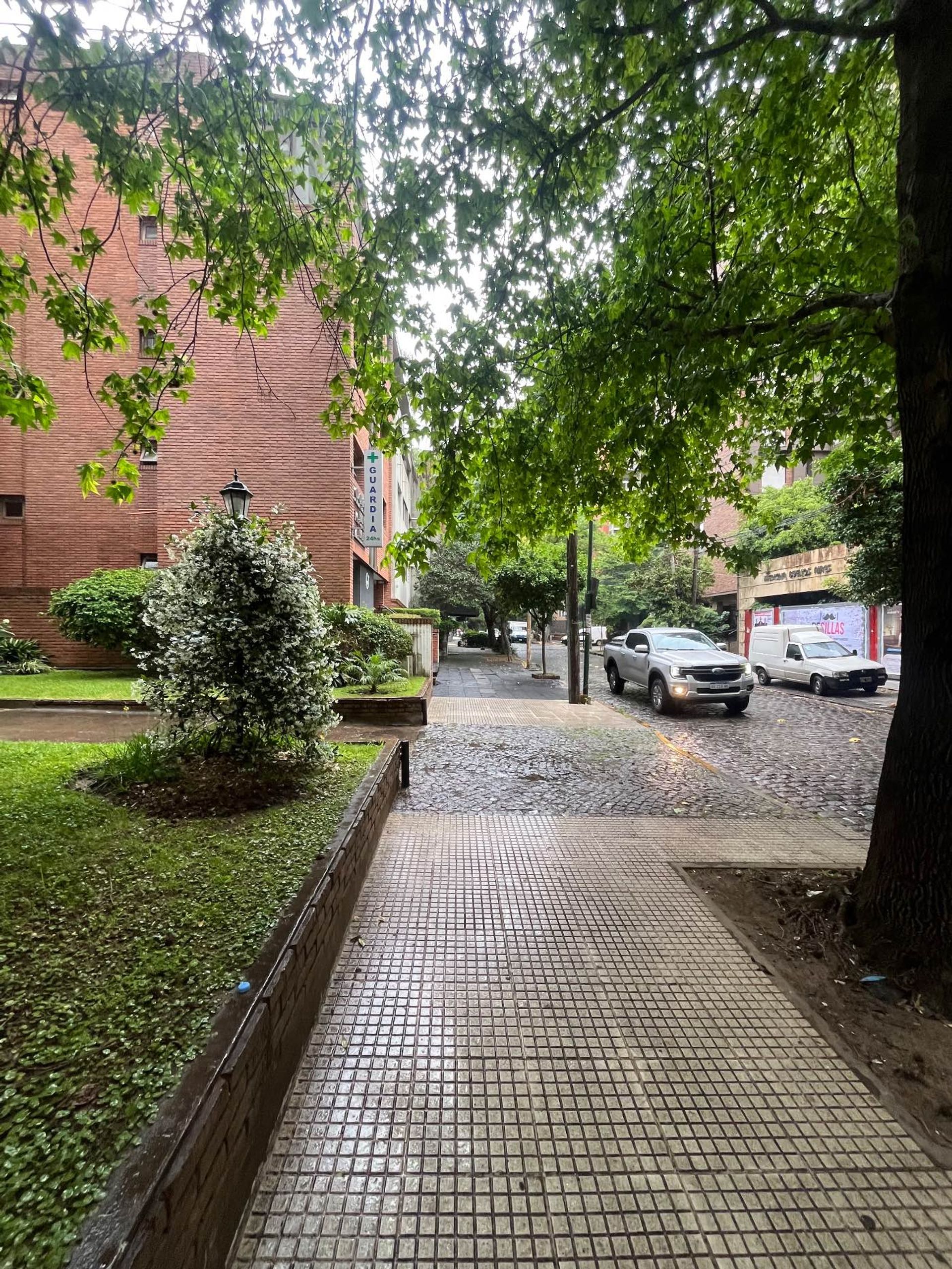 Cochera en venta en Martinez