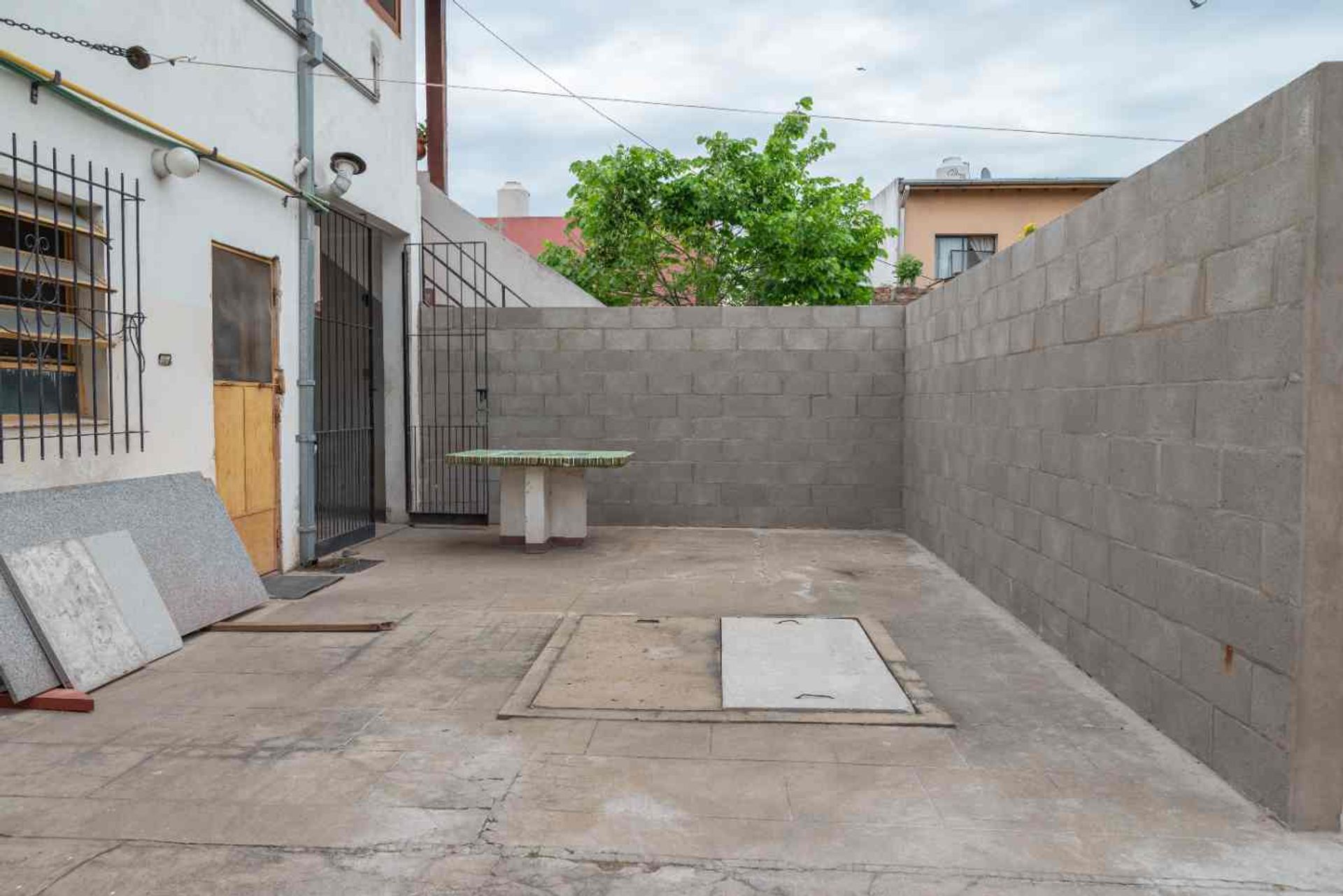 PH al Frente Planta Baja con Patio Apto Crédito