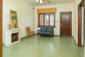 Ground Floor Front Apartment with Patio, Credit Eligible