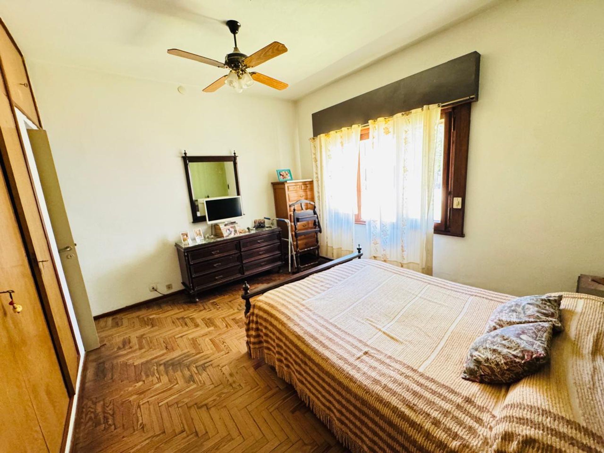 Venta Ph 4 Amb En Pb Cochera Jardin Parrilla Munro