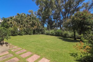 6‑room house for sale on Camino Real, golf view