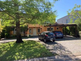 Venta casa barrio Santa Barbara - Tigre