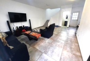 Sale of 4-room Apartment with Garage, Munro, No HOA Fees