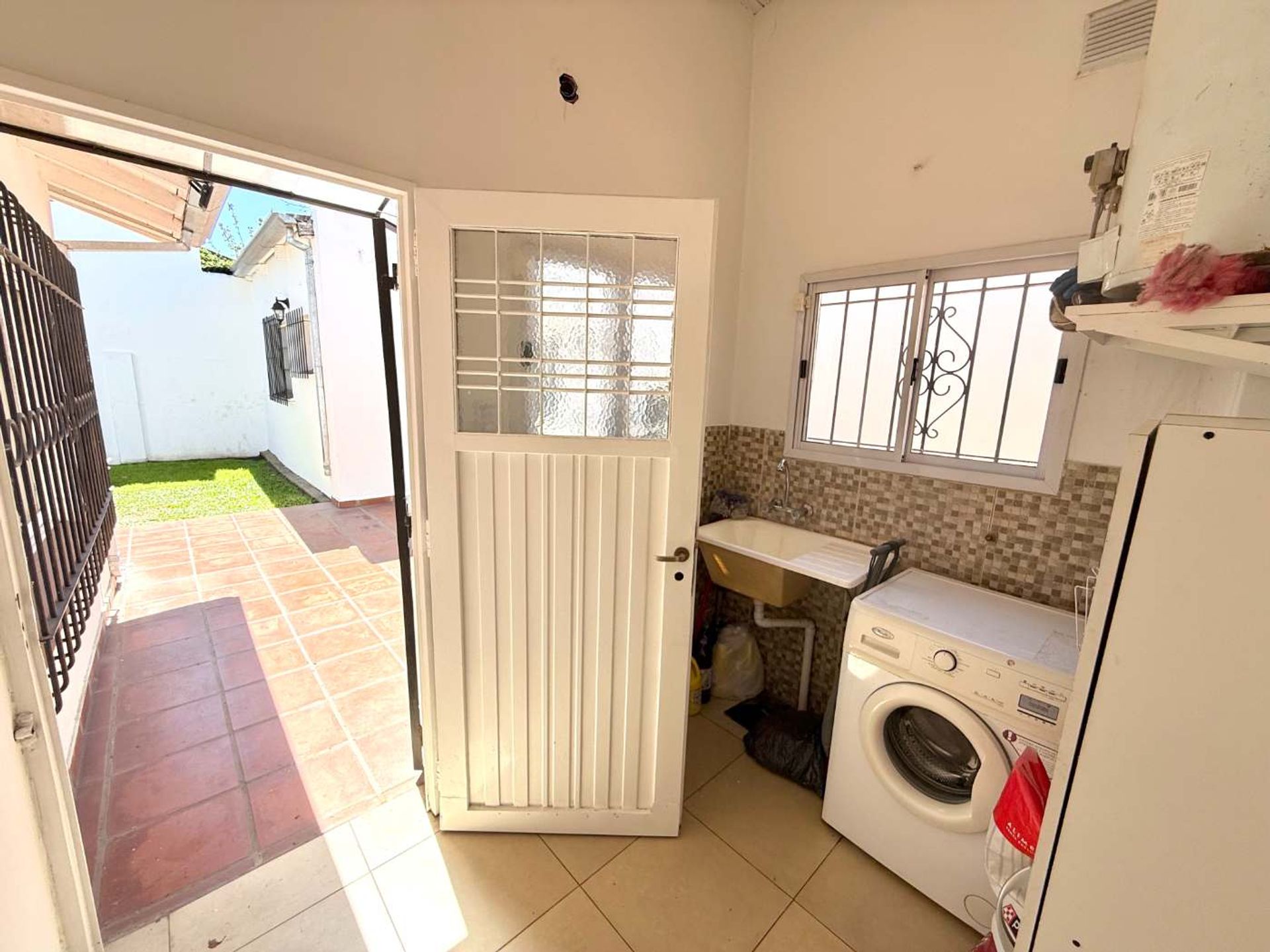 Venta Casa De 4 Amb Con Jardin Cochera En Martinez