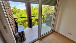 Alquiler dpto 2 amb c/cochera en Martinez