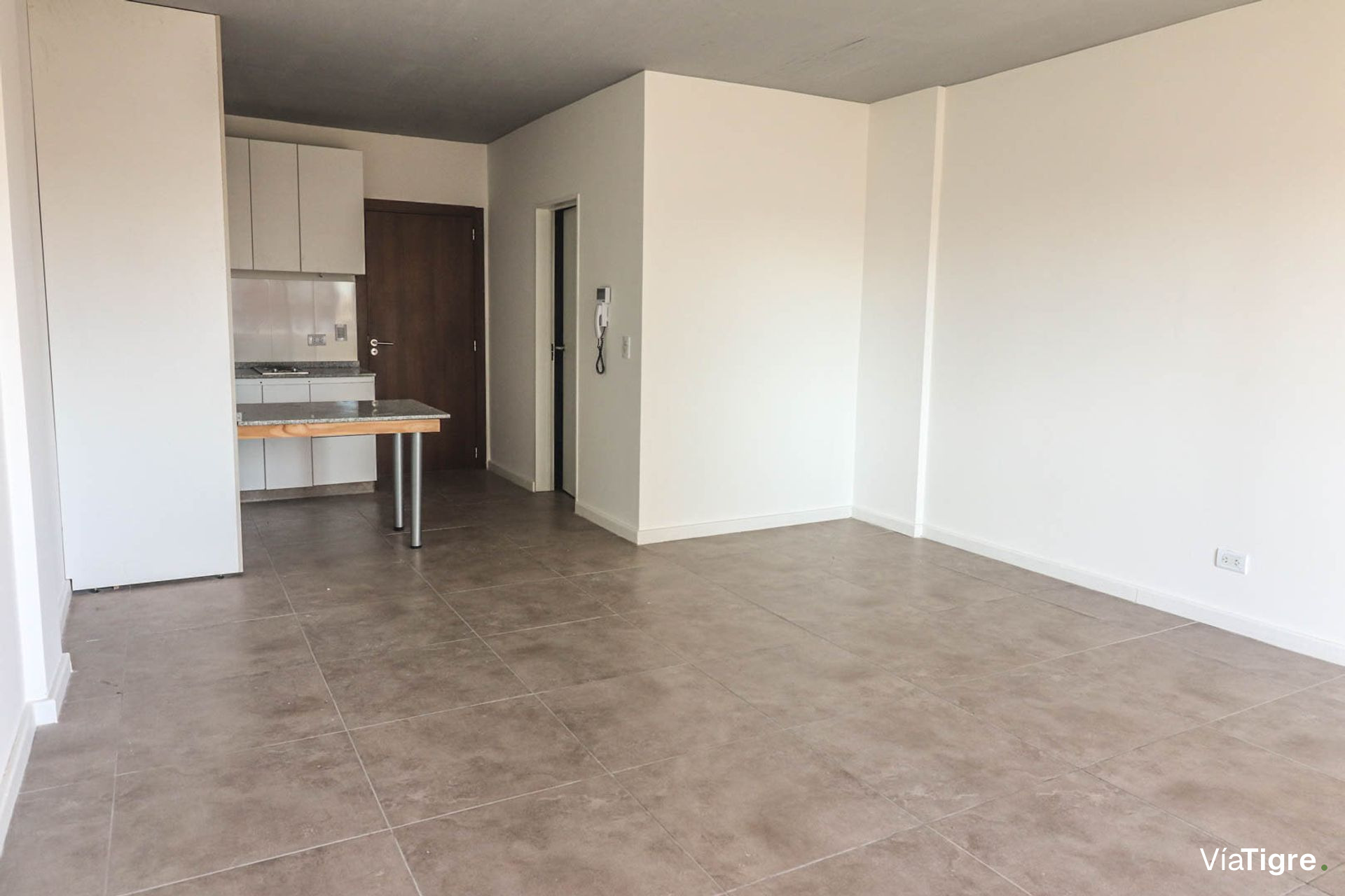 Venta Depto Monoambiente Tigre Centro con Cochera