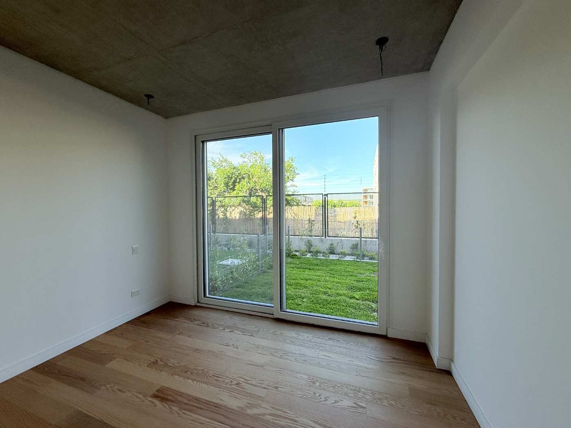 Departamento Casa Living- 4 amb. Planta Baja.
