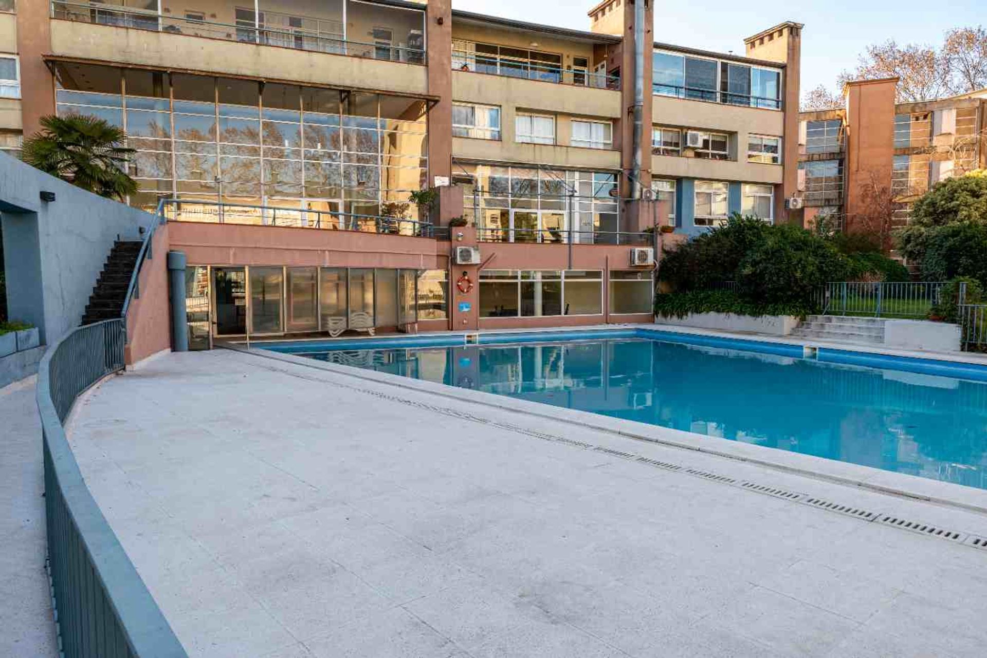 Alquiler Loft con Cochera en Solares de Olivos