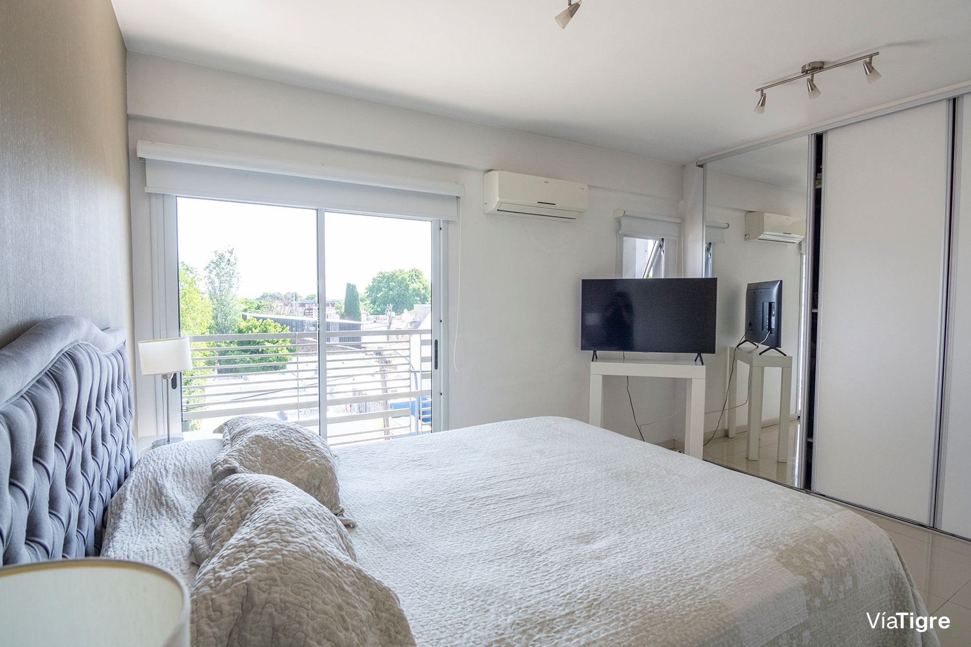 Venta depto 4 ambientes luminoso balcon y parrilla